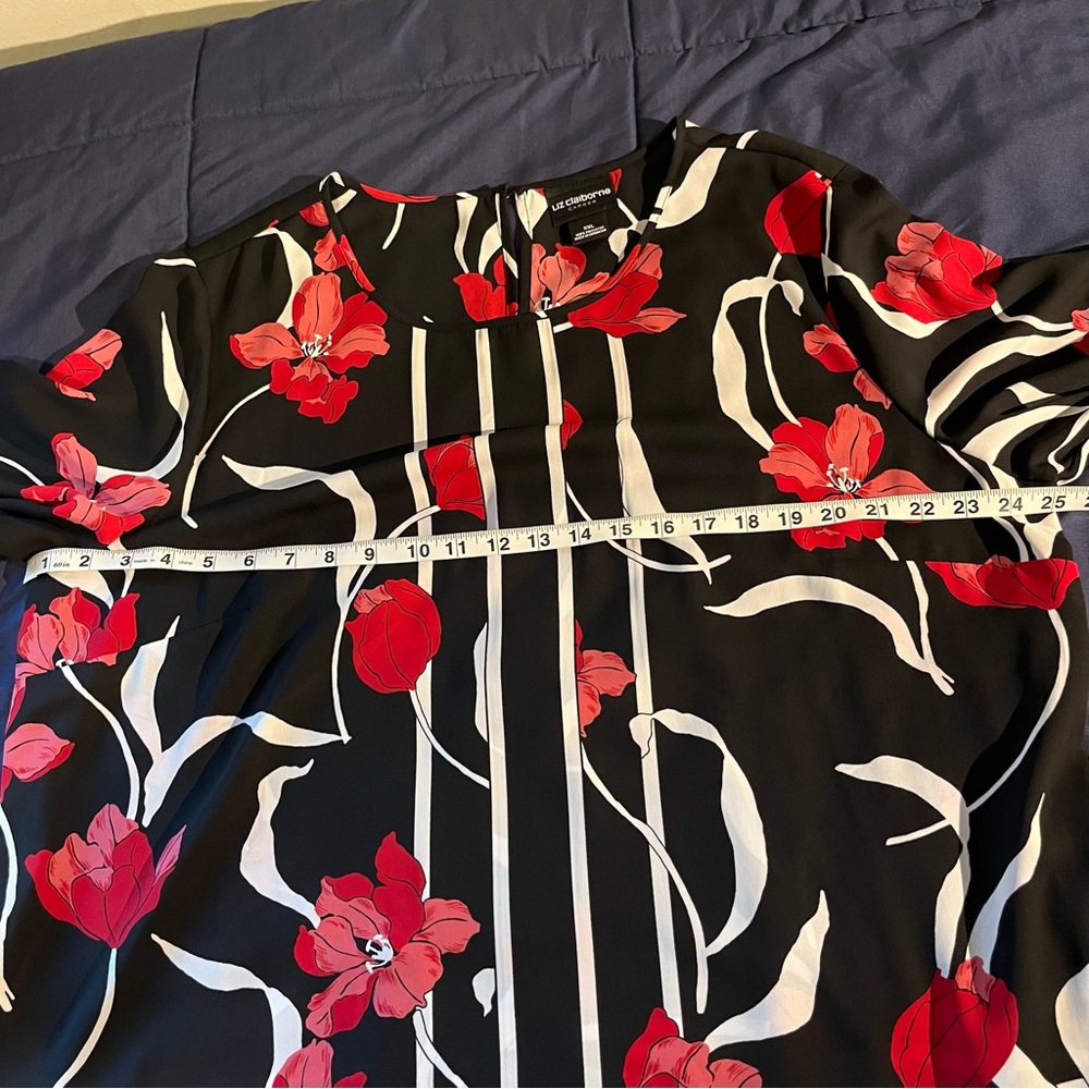 Liz Claiborne Career Floral Bell Sleeve Blouse, XXL - Picture 6 of 7